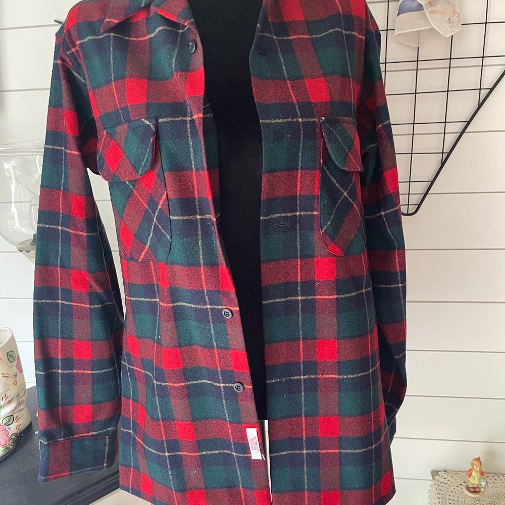 Pendleton plaid shirt Size large